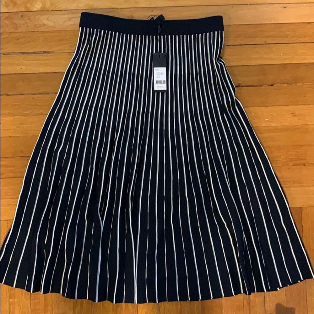 Saba knit pleat skirt - brand new!